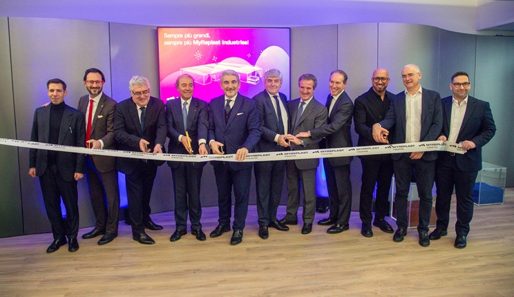 NX Replast bedizzole